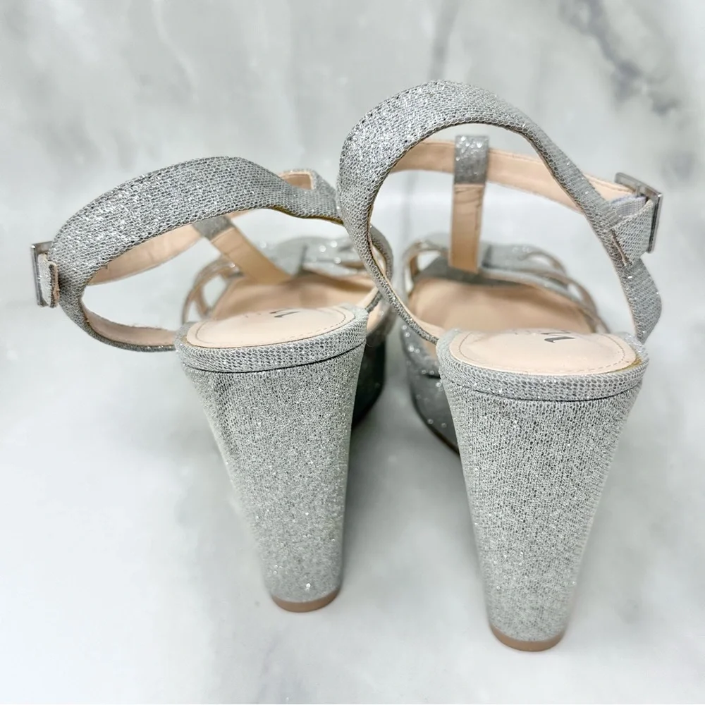 Nina Valery Silver Glitter Metallic Wedge Heel Strappy Sandal Shoes 7.5